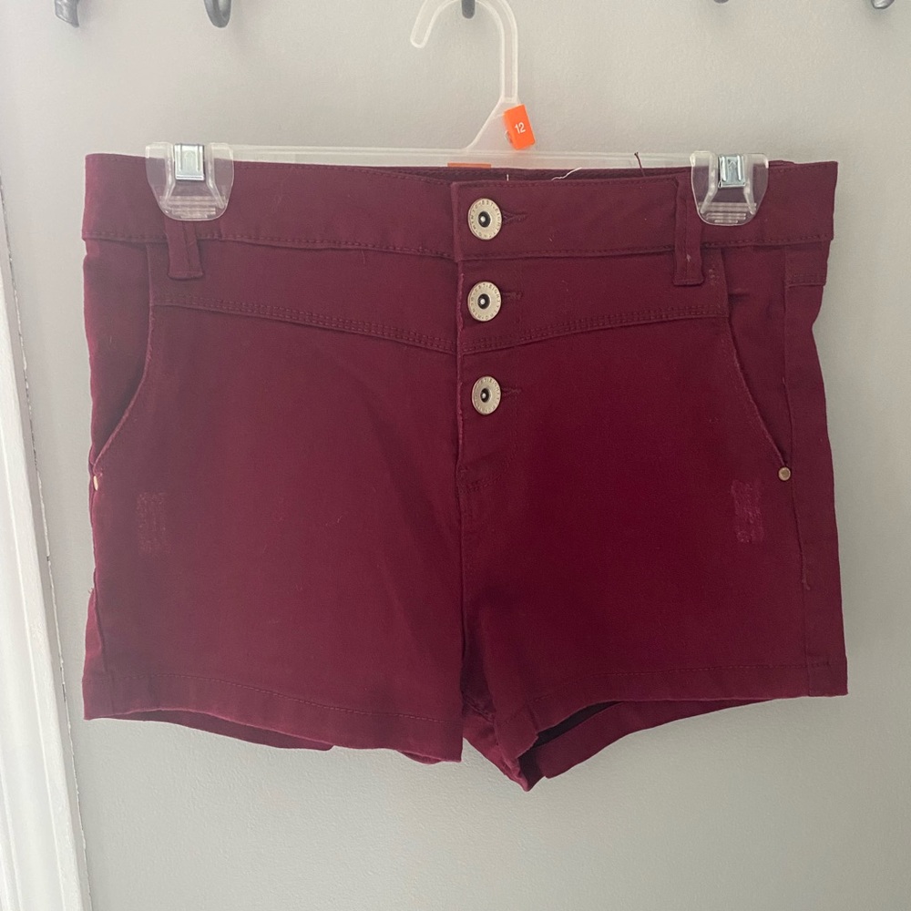 Ardene - Wine red high waisted mini jean shorts ❤️